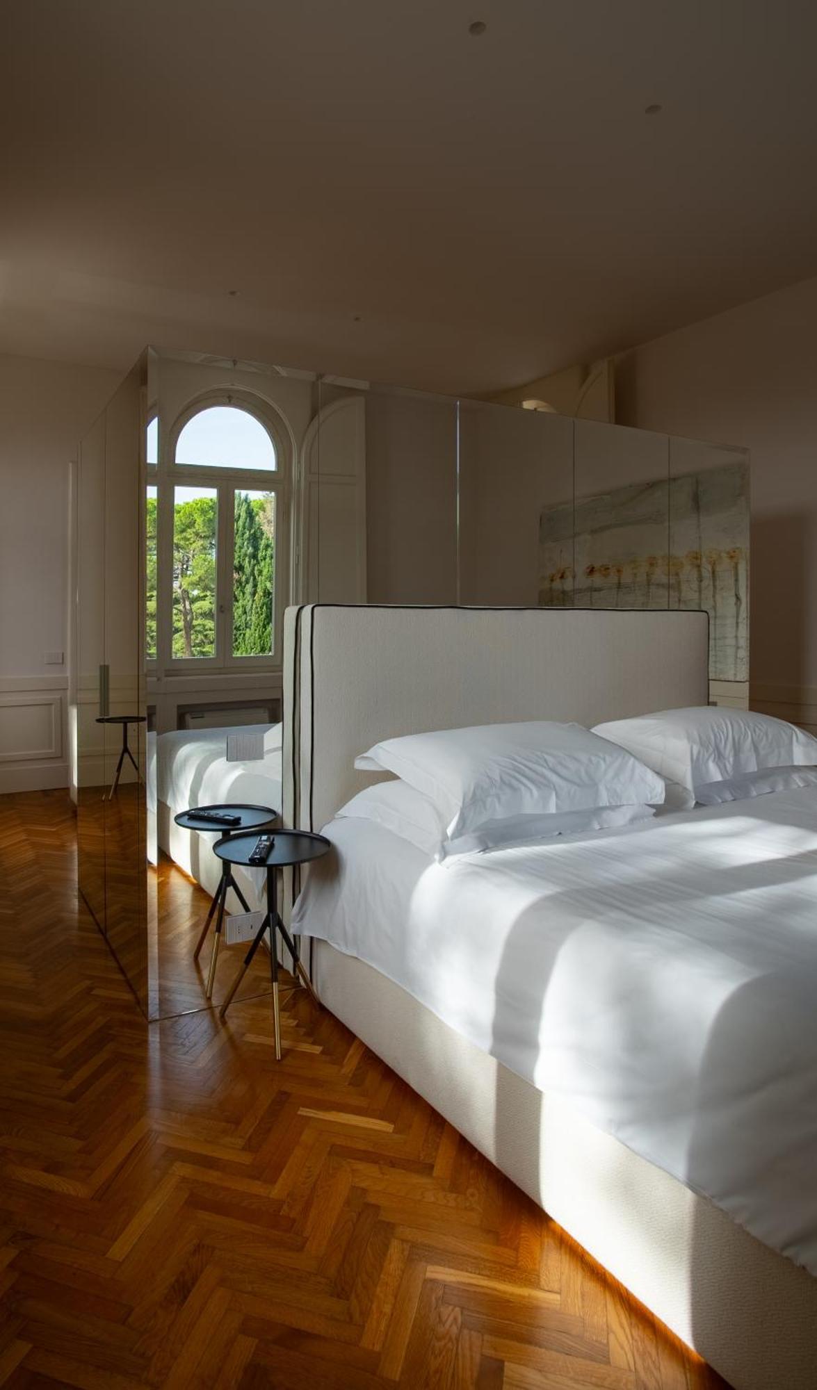 Boutique Hotel Villa Monty Banks Cesena Room photo