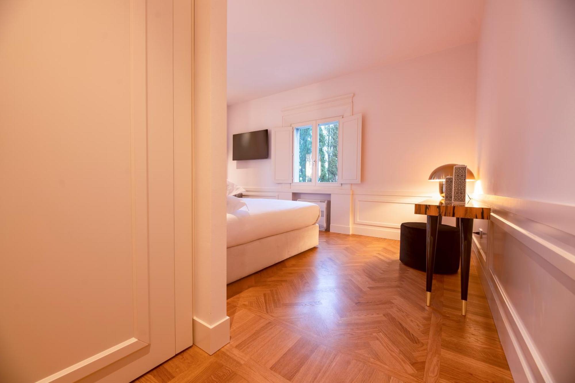 Boutique Hotel Villa Monty Banks Cesena Exterior photo
